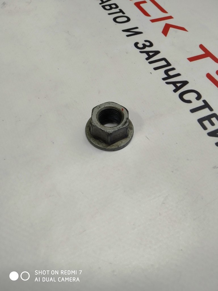 10 Nut of the ball joint of the front levers Tesla model X S REST 1004358-00-C